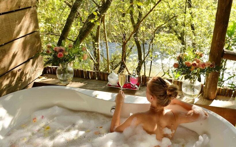 Deluxe Tent, Summerfields Rose Retreat And Spa