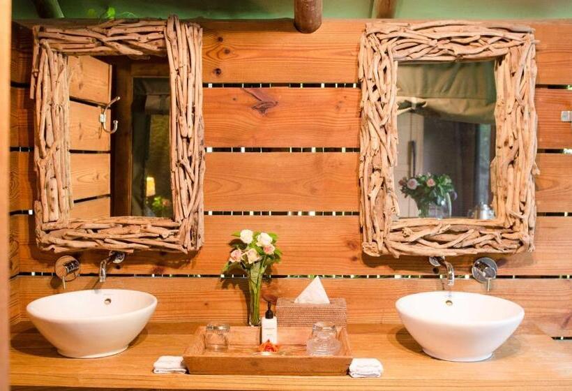 Deluxe Tent, Summerfields Rose Retreat And Spa