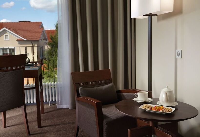 スーペリアールーム, Velich Country Club