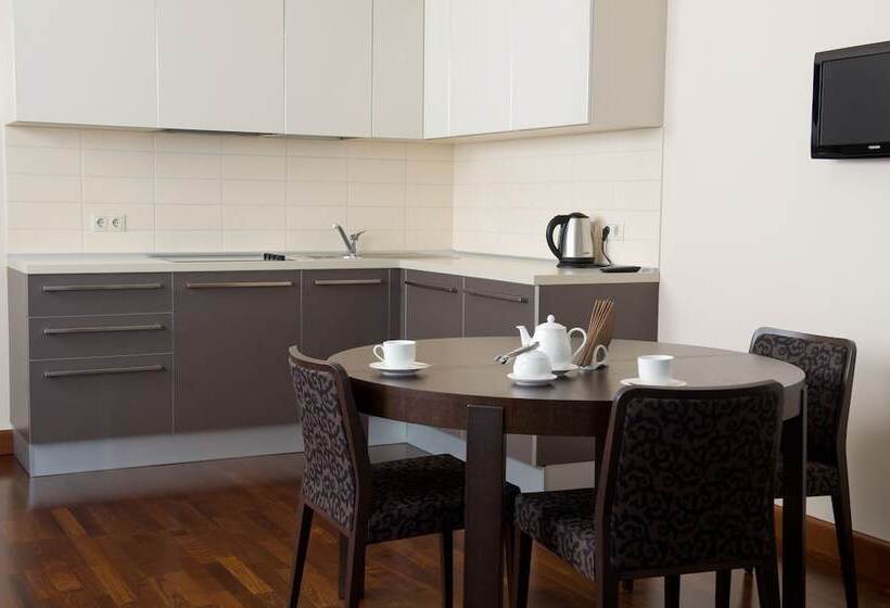 キングサイズベッドのスイートルーム, Velich Country Club