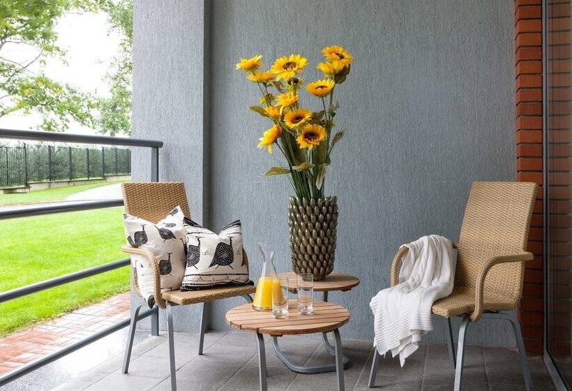 バルコニー付スイート, Velich Country Club