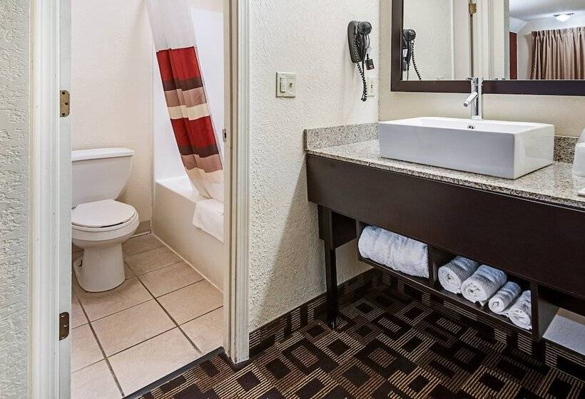 デラックスルーム, Red Roof Inn Anderson, In