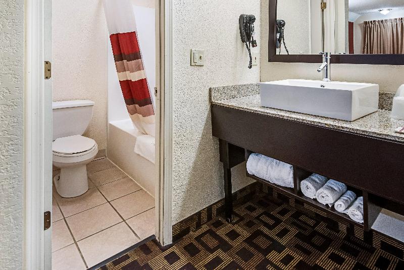 デラックスルーム, Red Roof Inn Anderson, In