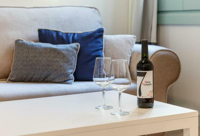 Studio Economy, Palacio Cabrera   Lillo