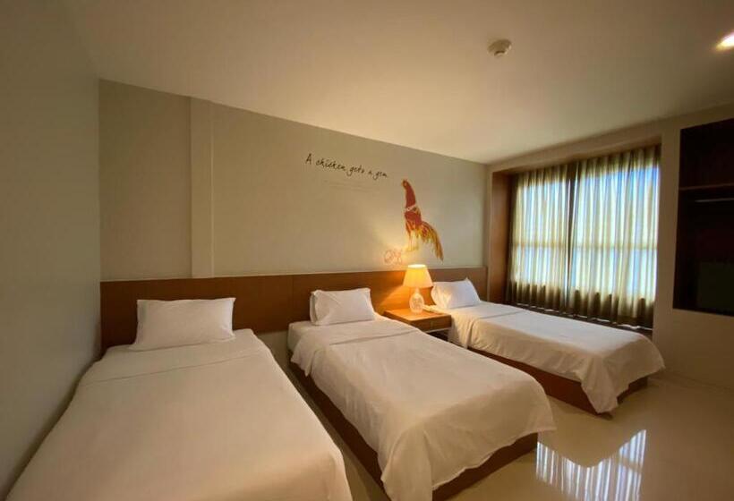 اتاق استاندارد سه نفره, Chern Bangkok