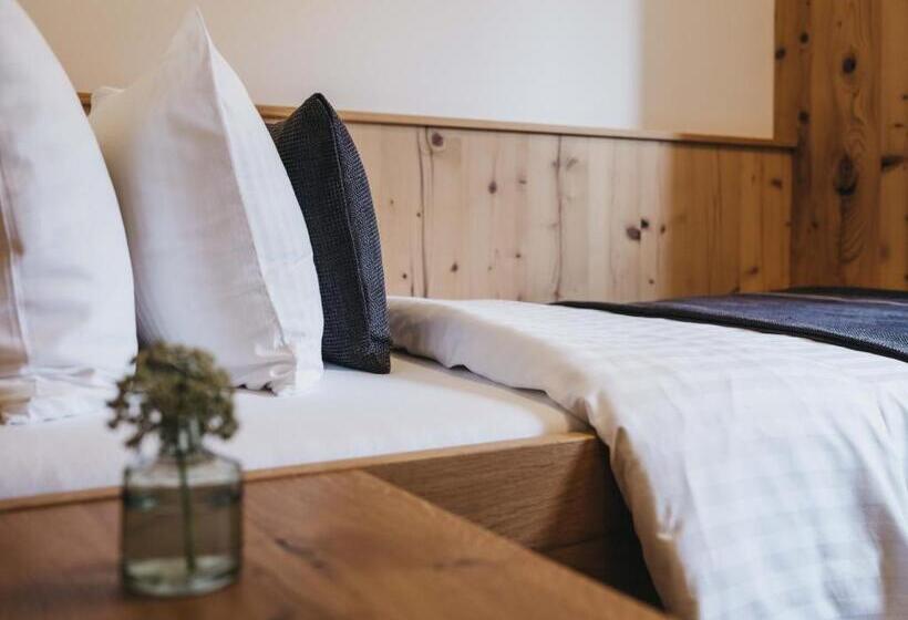 スタンダードシングルルーム, Ferienhotel Pass Thurn