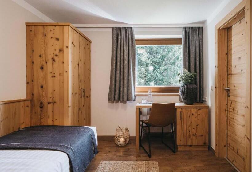スタンダードシングルルーム, Ferienhotel Pass Thurn