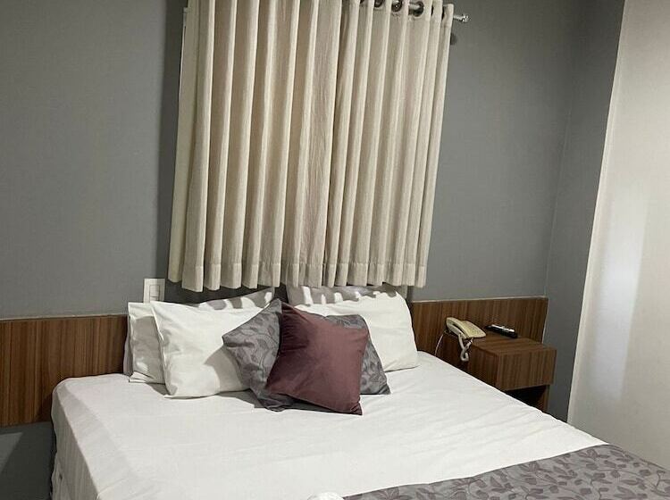 デラックスルーム, Bombonato Hotel   Fácil Acesso Ao Aeroporto E Parque De Exposições Abcz   By Up