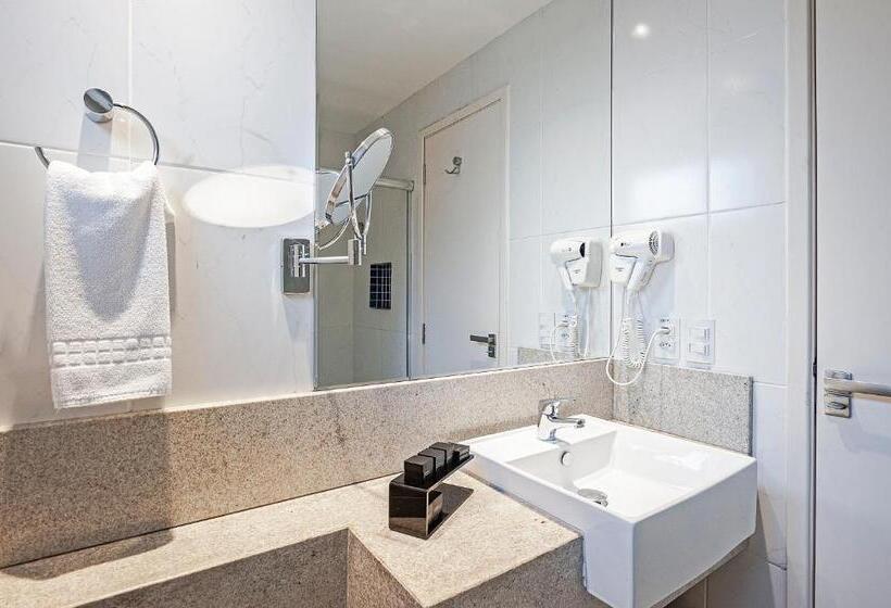 سوئیت با بالکن, Brut By Slaviero Hoteis