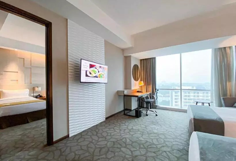 プレミアムファミリールーム, Crowne Plaza Bandung, An Ihg