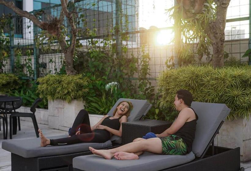 스탠다드 룸 킹사이즈 침대, Crowne Plaza Bandung, An Ihg