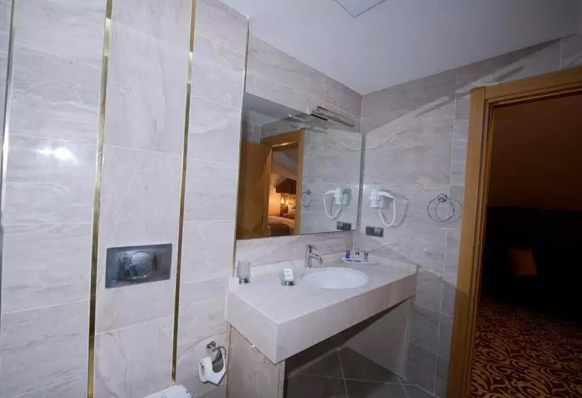 اتاق عادی یک تخته, Golden Deluxe
