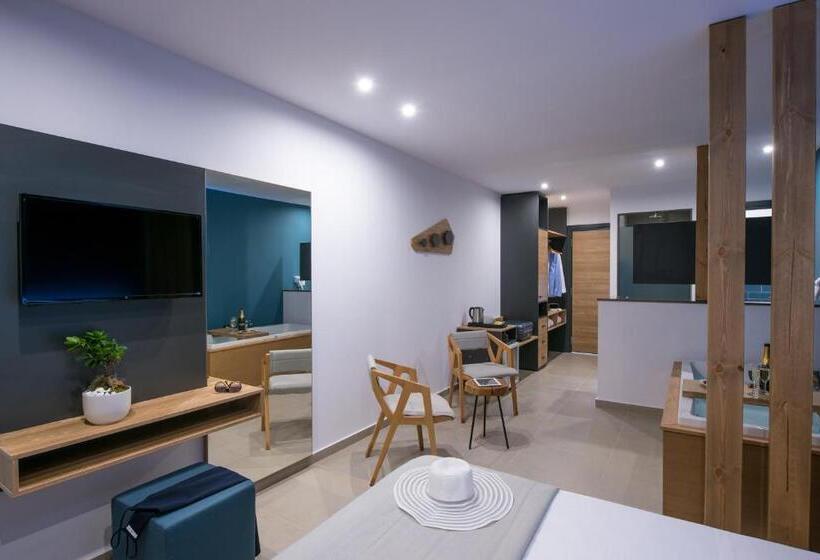 Номен Superior с Гидромассажем, Infinity Blue Boutique Hotel & Spa Adults Only