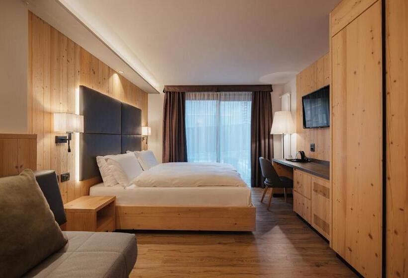 סוויטת ג'וניור, La Montanara Predazzo