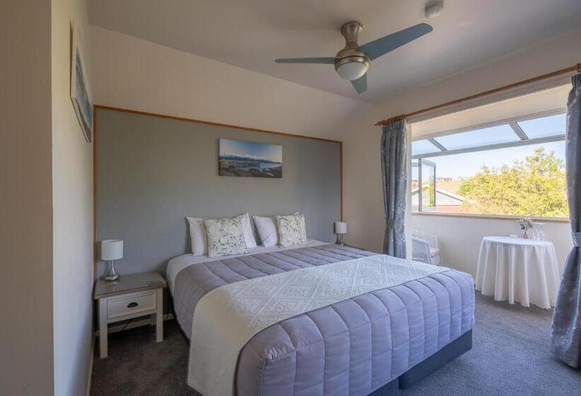 수피리어 룸, Nikau Lodge