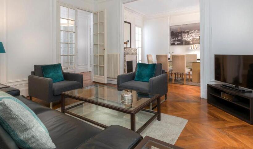 2-Bedroom Classic Apartment, Résidence Charles Floquet