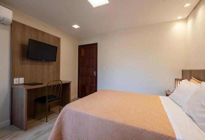 수피리어 룸, Serra Everest