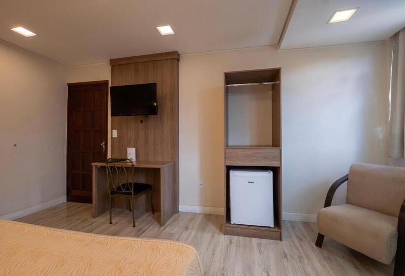 수피리어 룸, Serra Everest