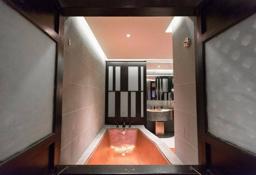 سوییت با چشمانداز باغ, Sky Valley Heritage Boutique