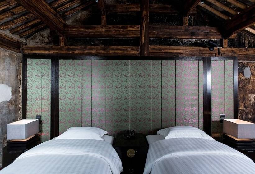 سوییت با چشمانداز باغ, Sky Valley Heritage Boutique