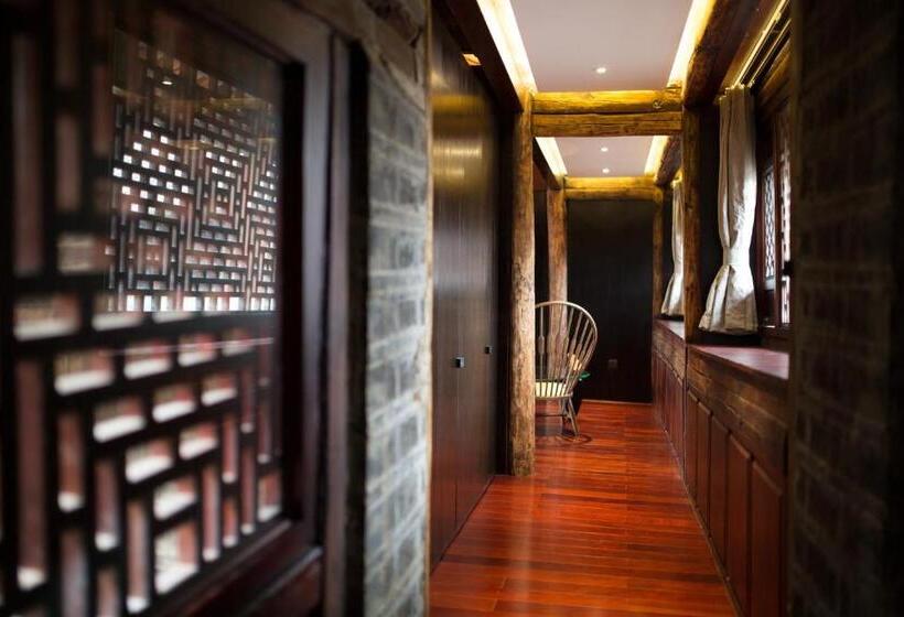 سوییت با چشمانداز باغ, Sky Valley Heritage Boutique