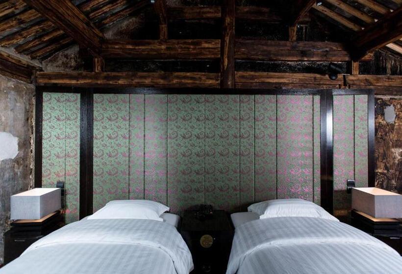 سوییت با چشمانداز باغ, Sky Valley Heritage Boutique