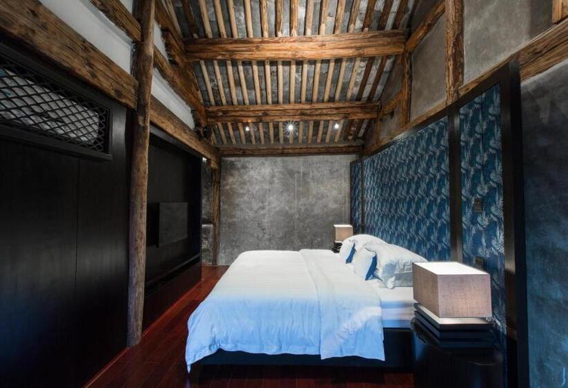 سوییت خانوادگی, Sky Valley Heritage Boutique