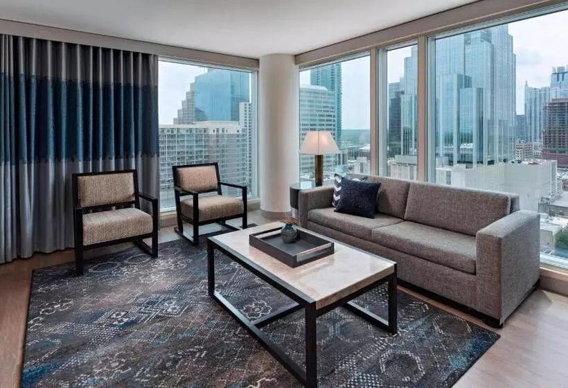キングサイズベッドのスイートルーム, The Westin Austin Downtown