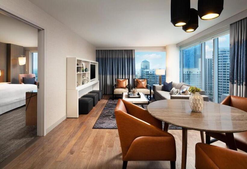 带大床的套房, The Westin Austin Downtown