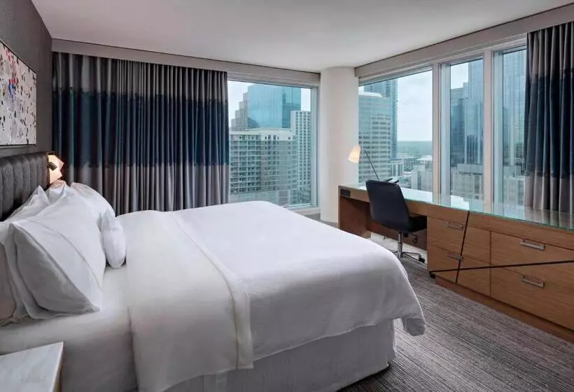 キングサイズベッドのスタンダードルーム, The Westin Austin Downtown