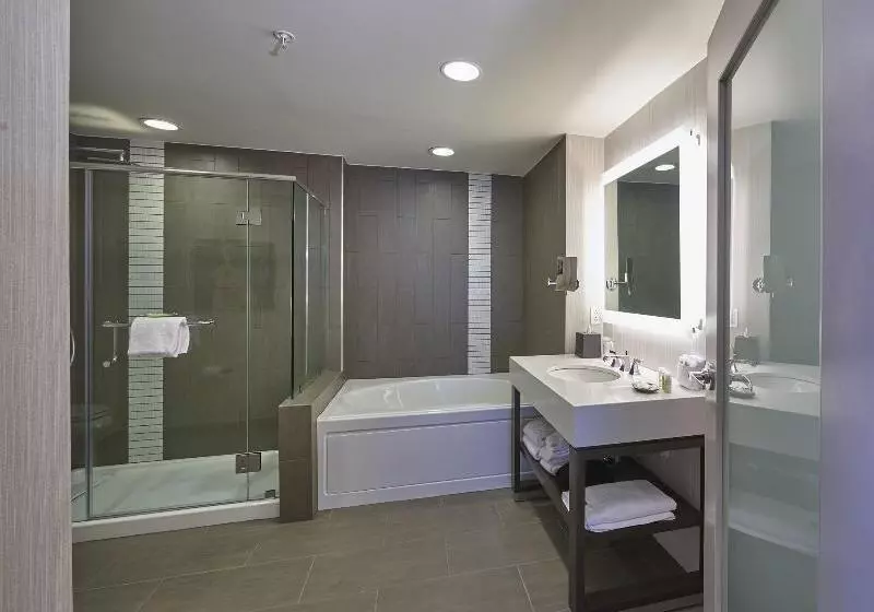 キングサイズベッドのスイートルーム, The Westin Austin Downtown