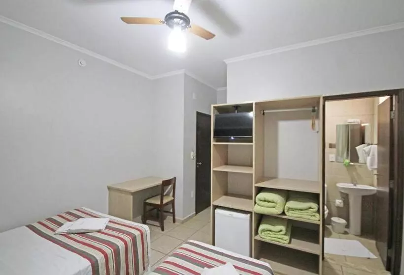 スタンダード４人部屋, Villa Rebellato