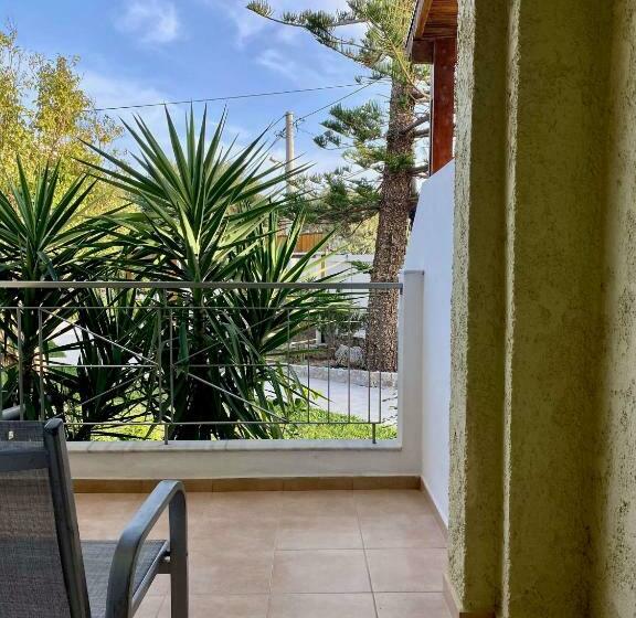 Студия Стандарт, Manolis Apartments Plakias