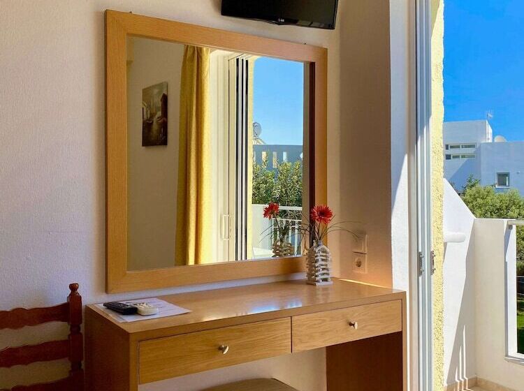 스탠다드 스튜디오, Manolis Apartments Plakias