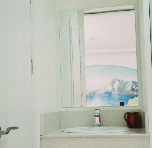 デラックスルーム, Hoshen