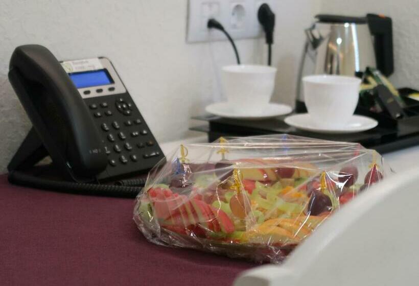 スイート, Hoshen