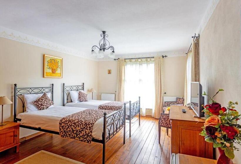 غرفة قياسية, Turnul