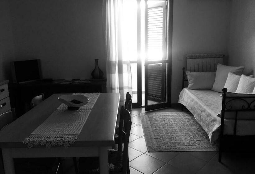 豪华房间, Sa Domo De Su Re