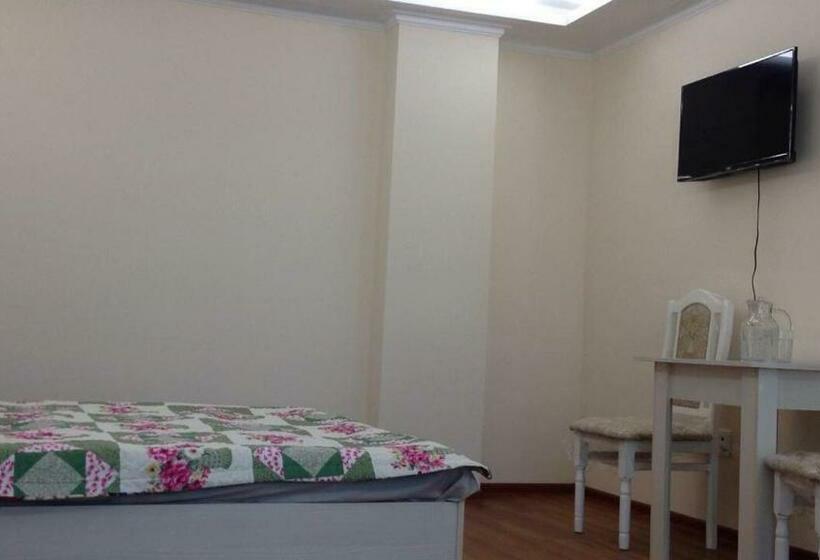 اتاق خانوادگی, отель транзит