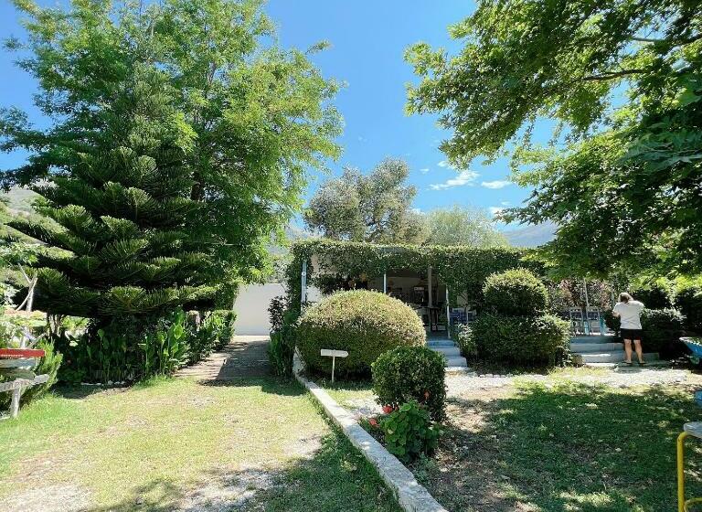 اتاق استاندارد با چشم‌انداز باغ, Garden Villa Naza