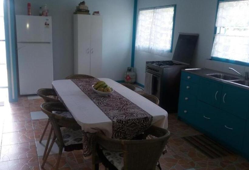 اتاق اکونومی, Aitutaki Budget Accommodation