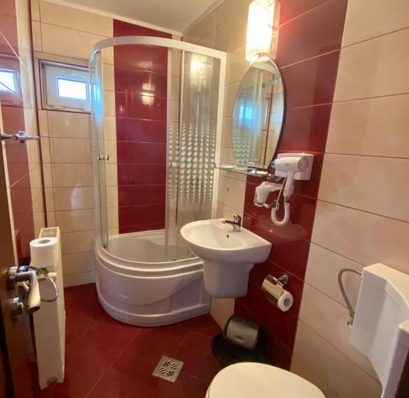 带1个卧室的高档别墅, Regina Munților