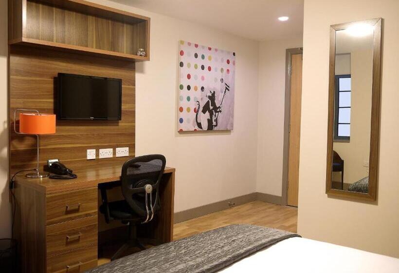 スタンダードルーム, Britannia Study