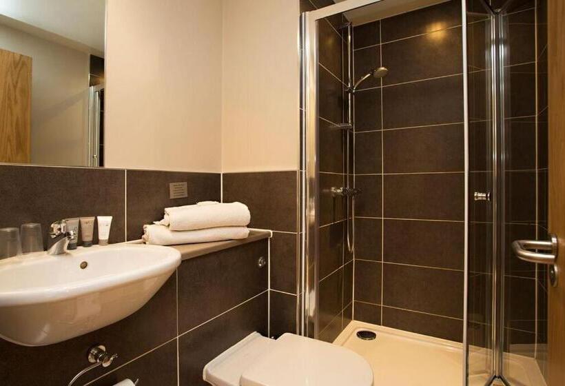 スタンダードルーム, Britannia Study