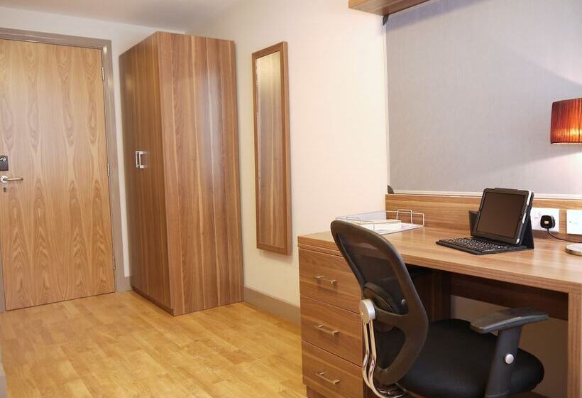 スタンダードルーム, Britannia Study