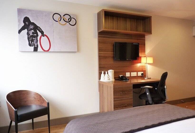 スタンダードルーム, Britannia Study