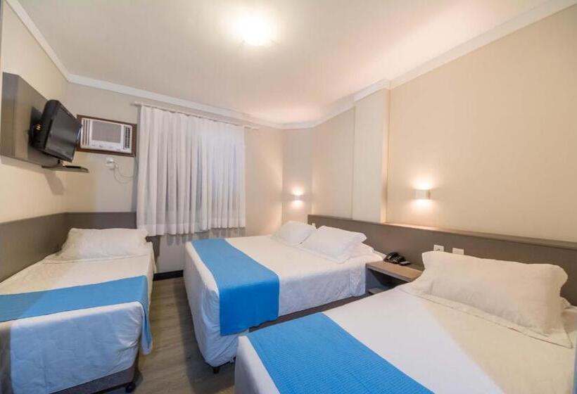 デラックスの４人部屋, Camboriu Praia