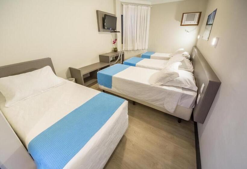 デラックスの４人部屋, Camboriu Praia