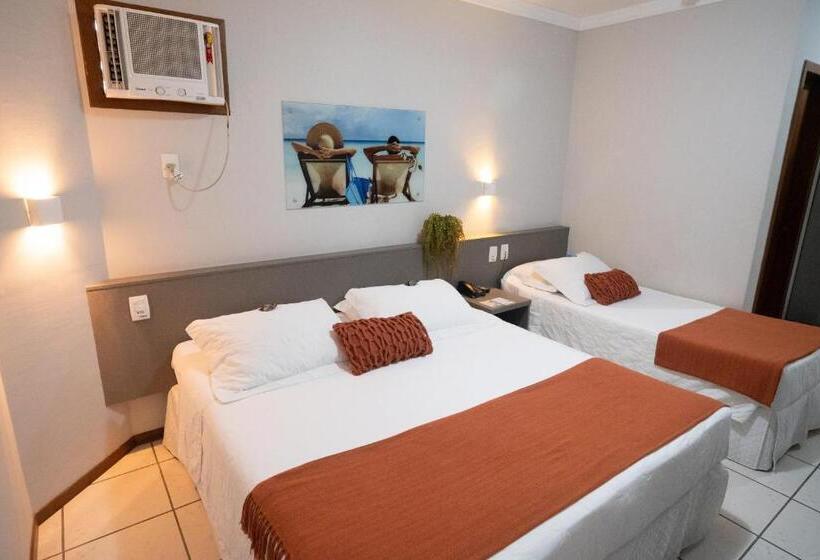 غرفة قياسية ثلاثية, Camboriu Praia