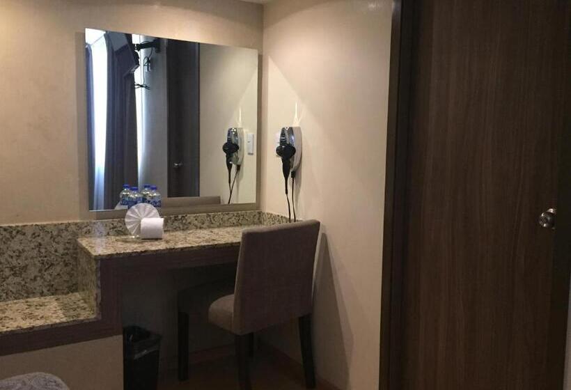 스탠다드 룸, Castropol